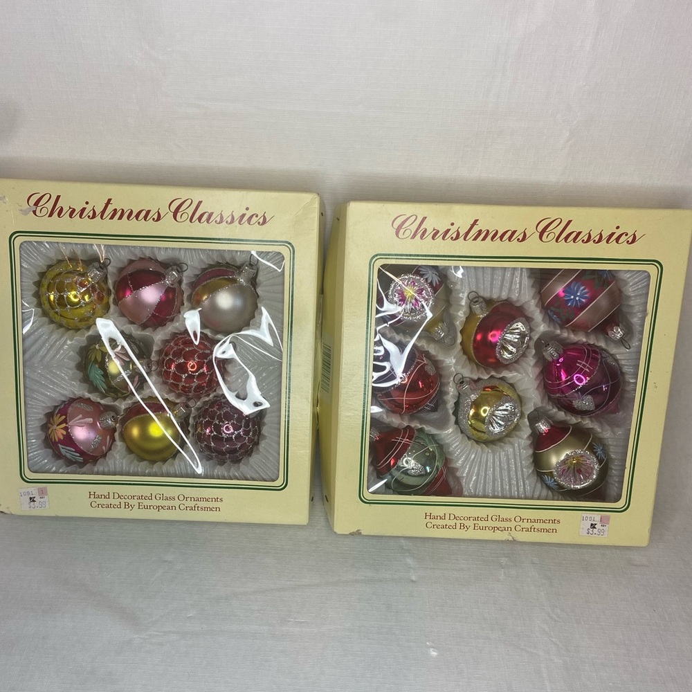 Vintage Romania Indent Glittered Mini Boxed Christmas Classics Ornaments  Lot 16 - Picture 2 of 5